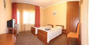 Отель Laguna Славское Стандартный двухместный номер с 2 отдельными кроватями-4